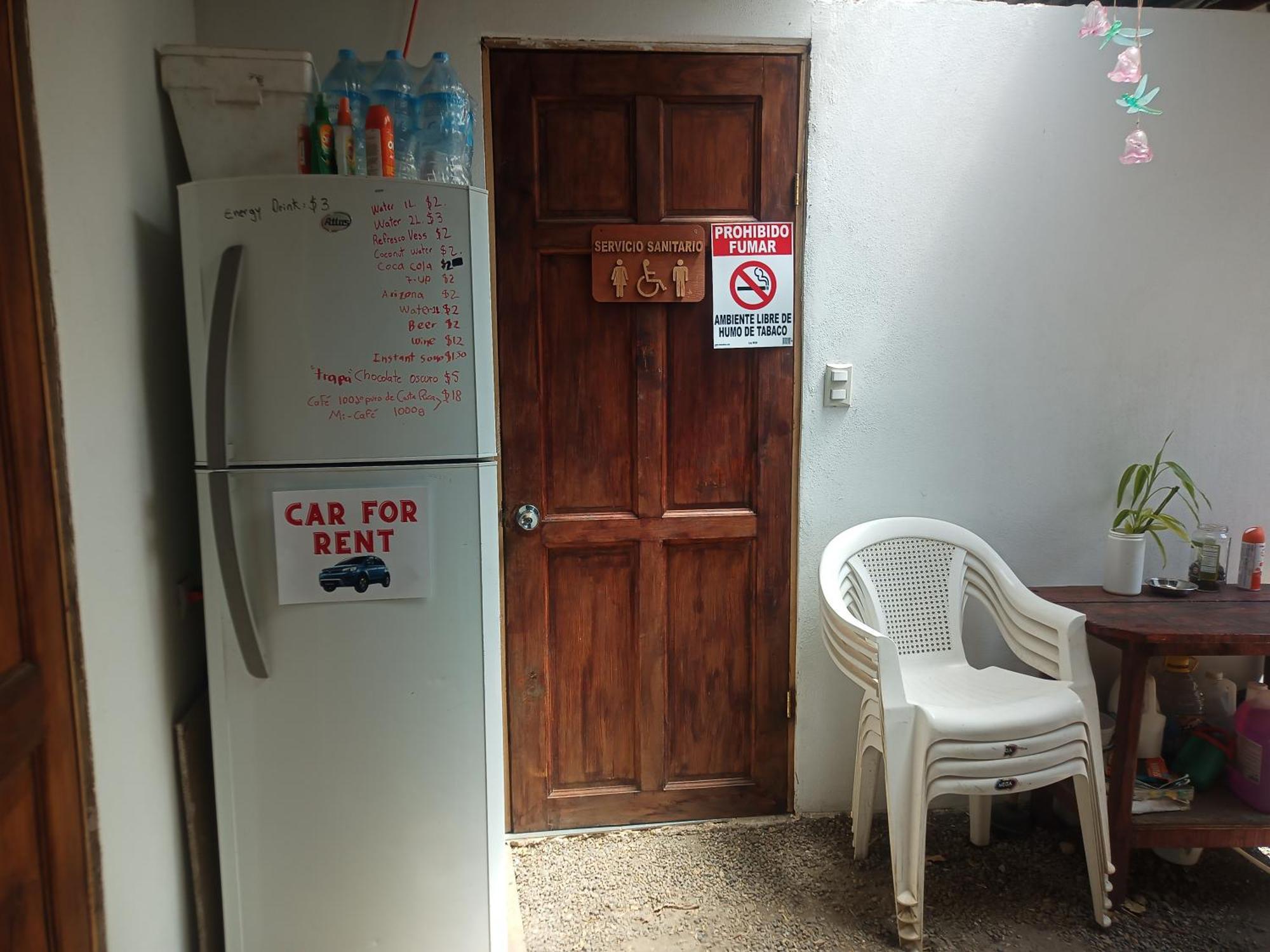 Hogar Tico-Estadounidense Cerca De Aeropuerto Alajuela Luaran gambar